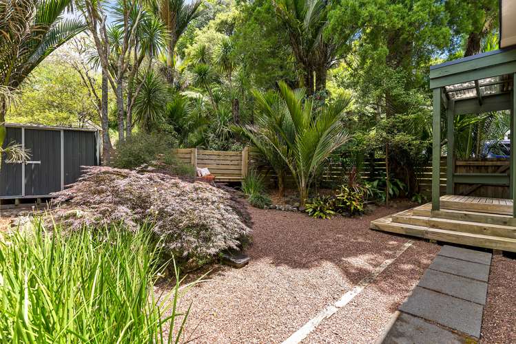 34 Valley Road Titirangi_20