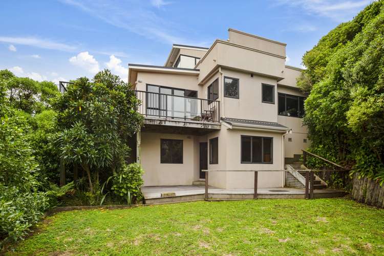 8 Green Park Lane Korokoro_16