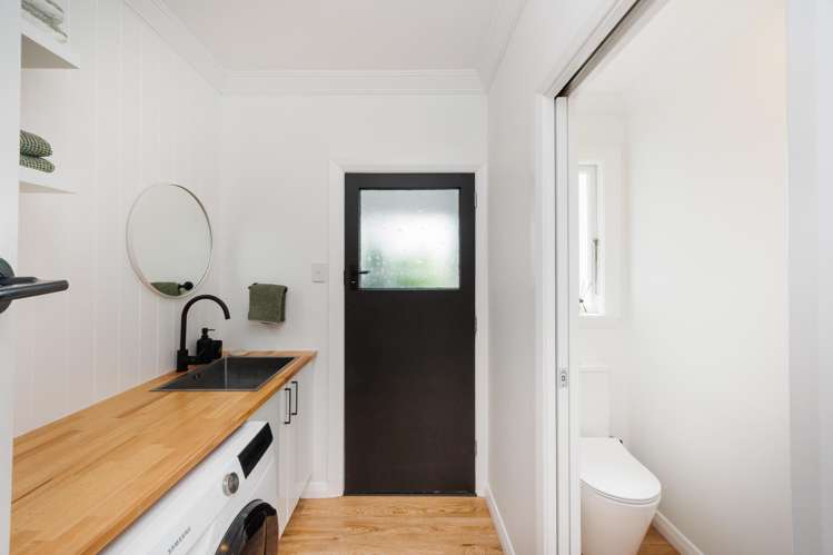 9 Milton Street Roslyn_15