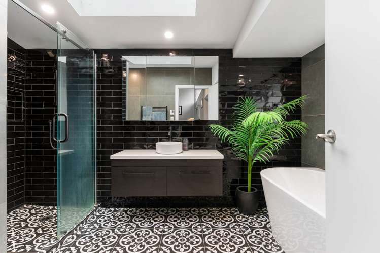 37 Maxine Place St Heliers_25