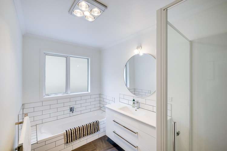 7 Ridgeway Terrace Taradale_12