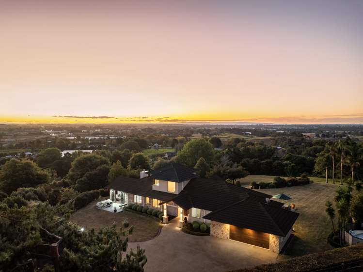 86 MacWhinney Drive Drury_32