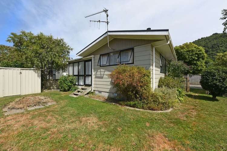 2/6 Gemstone Drive Birchville_13