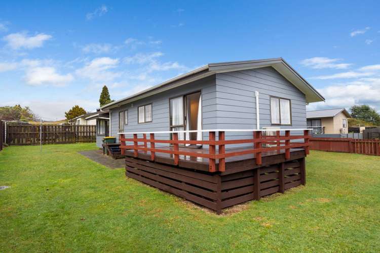 29 Sunrise Avenue Owhata_15