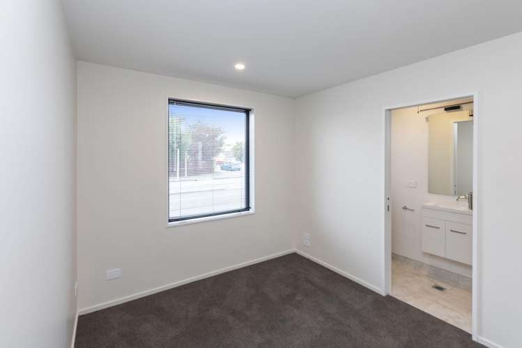 1/50 Peverel St Riccarton_6