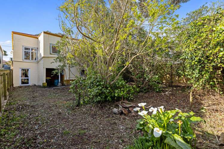 22 Picton Avenue Newtown_17
