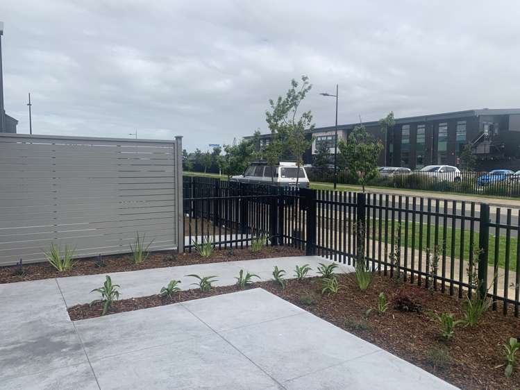 10 PORT WAY "PARK GREEN" Rosehill_20