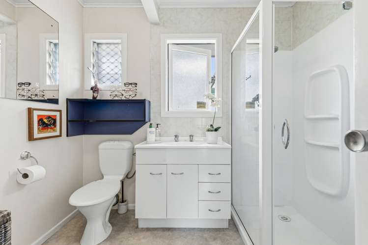 1/23 Duncan Avenue Te Atatu South_10