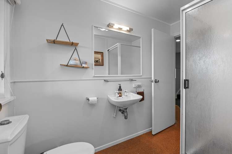 35 Spencer Road Lake Tarawera_18