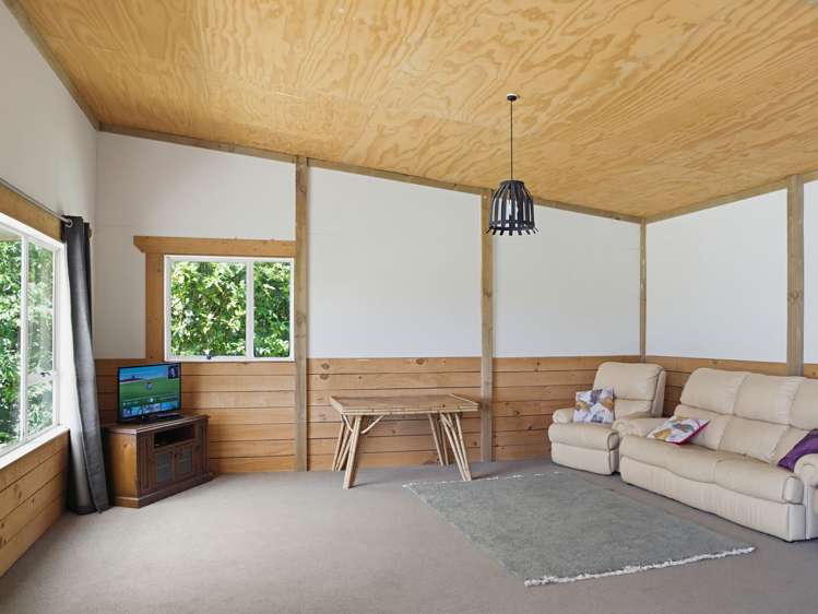 299 Utopia Road Westport_18
