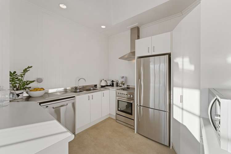 25a Tukapa Street Westown_7