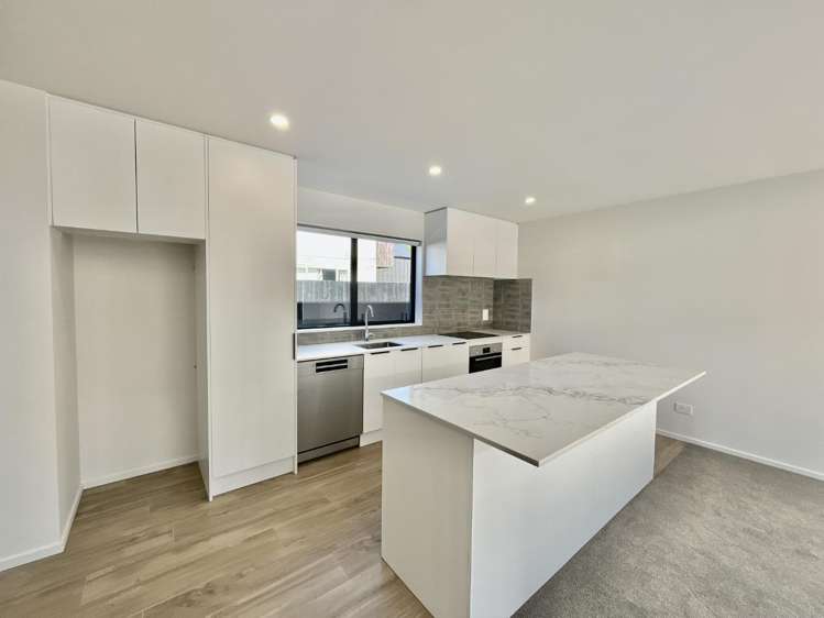 29B Redruth Avenue 10222_1