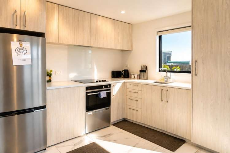 4/241 Lincoln Road Addington_3