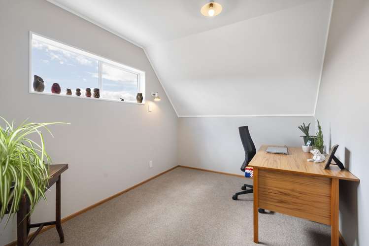 18 Sandon Road Feilding_13