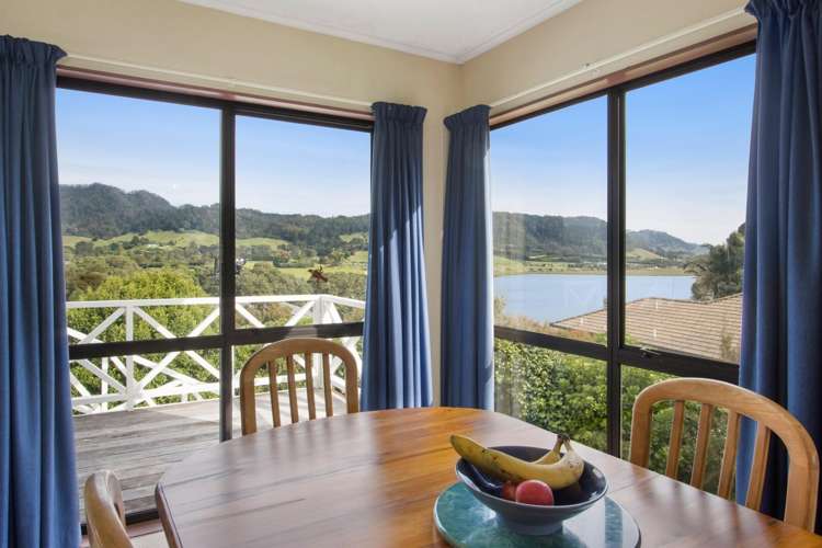 251 Tanners Point Road Katikati_5