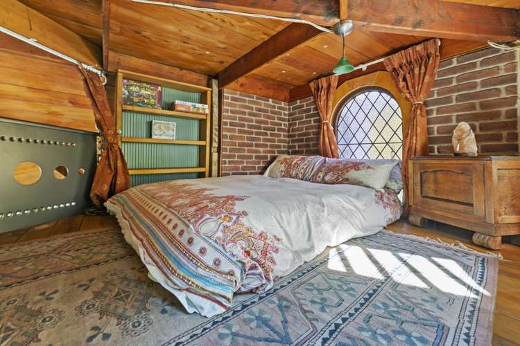 33 Slant Street Careys Bay_19