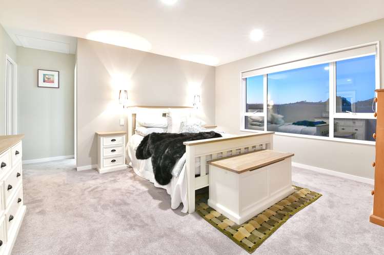 12 Seaview Crescent Hatfields Beach_11