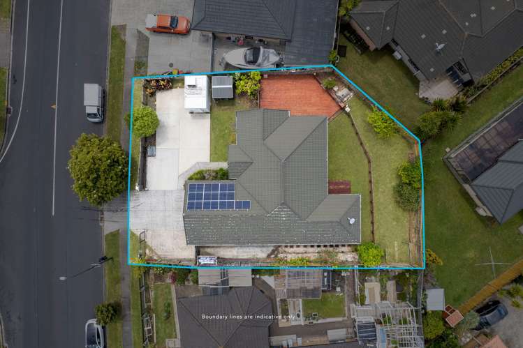 7 Donegal Park Drive Flat Bush_19