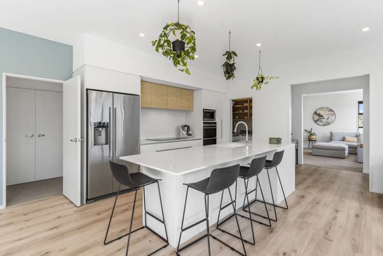 45 Angiangi Crescent Beachlands_7