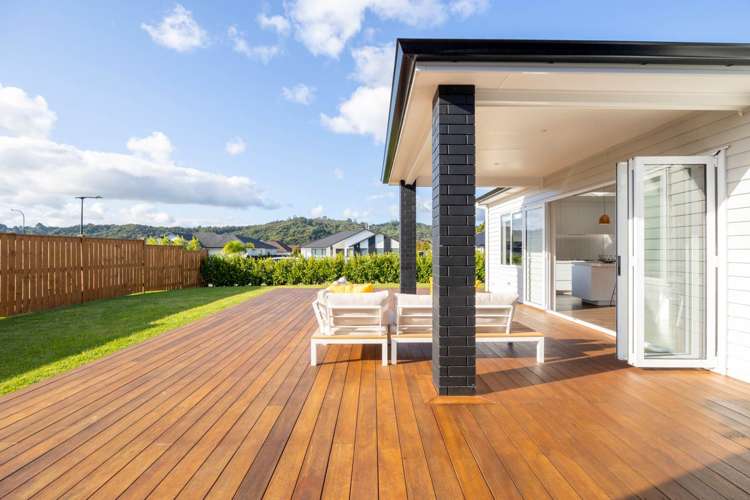 2 Fred White Drive Kumeu_36