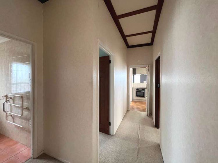 27 Blockhouse Bay Road Avondale_1