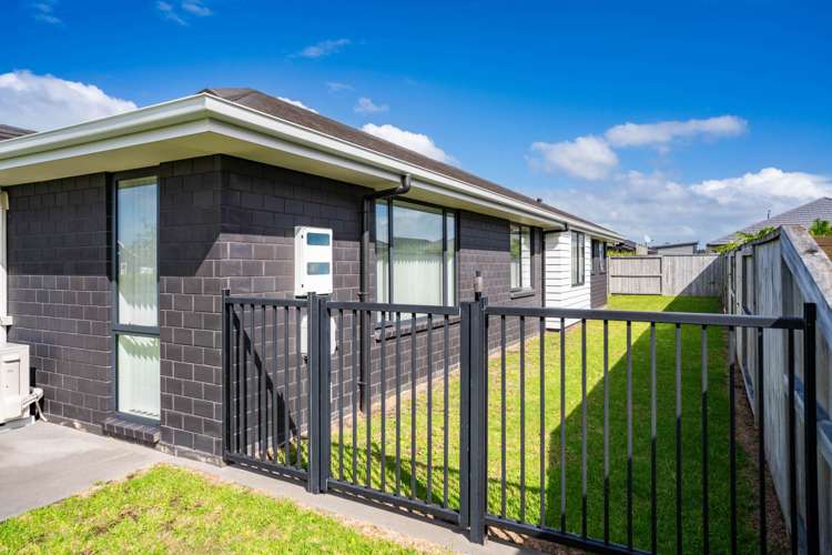 12 Kahukaka Road One Tree Point_12