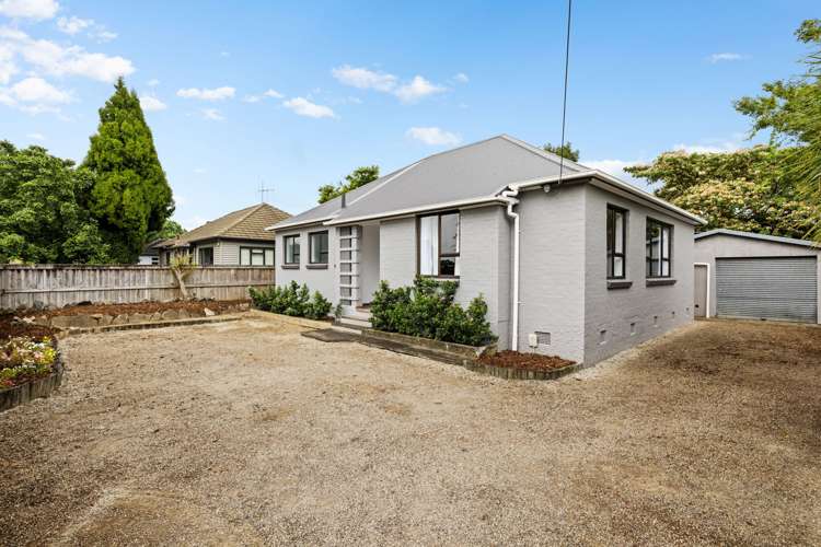 155 Cobham Drive Hamilton East_17