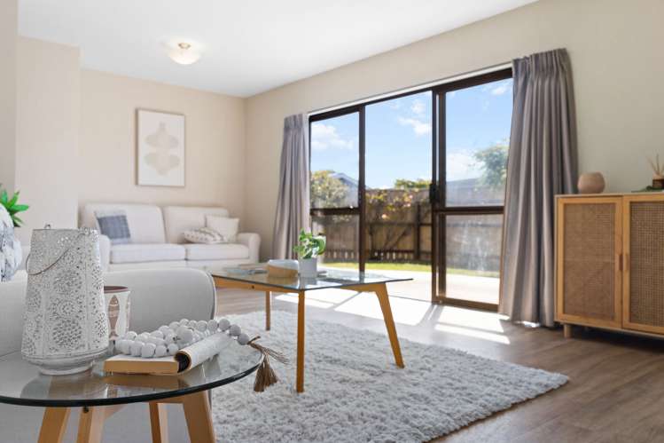 2/30 Celia Street Redcliffs_6