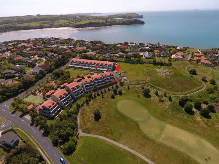 18/340 Gulf Harbour Drive Gulf Harbour_5