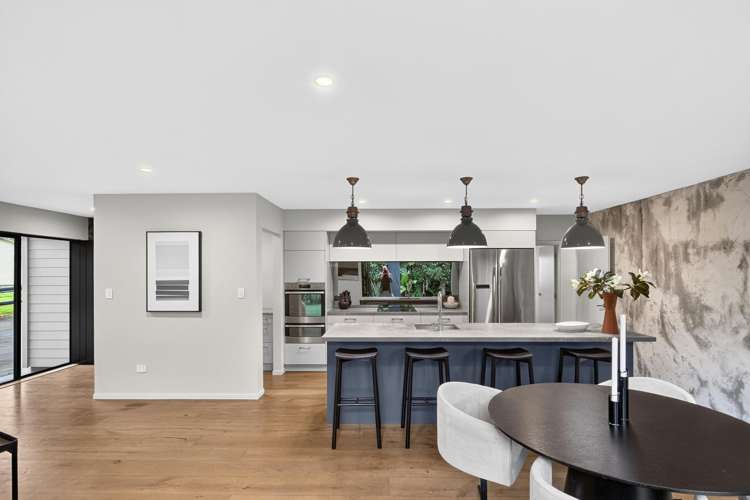 20B Cambridge Road Riverhead_6