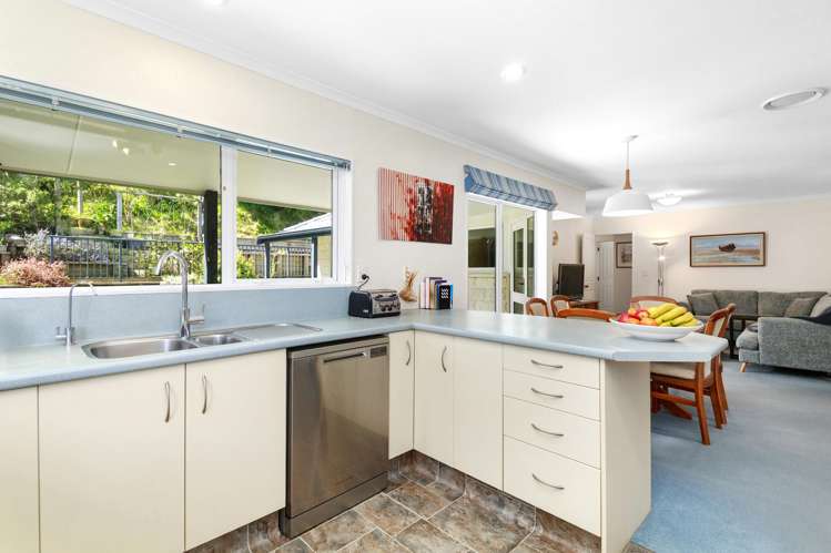 131 Woodman Drive Tawa_6