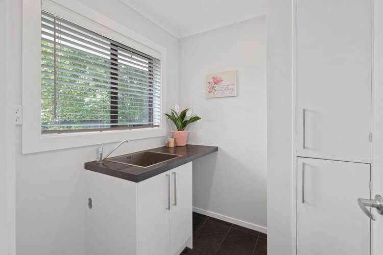 58 Bentley Street Russley_21