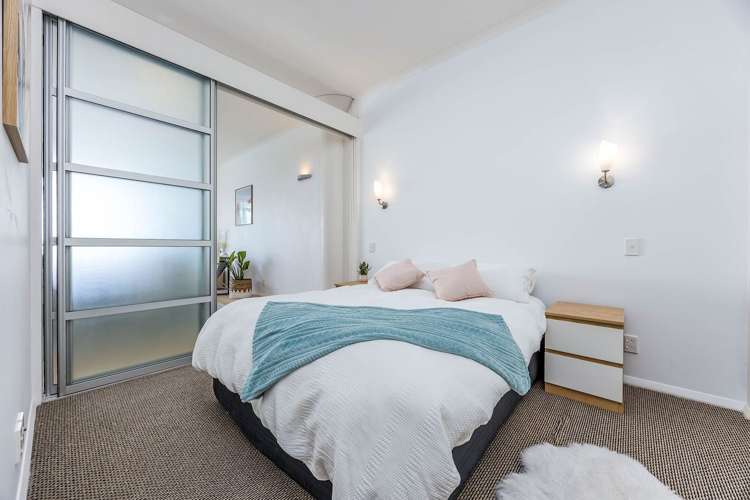 8/145 Quay Street Auckland Central_12