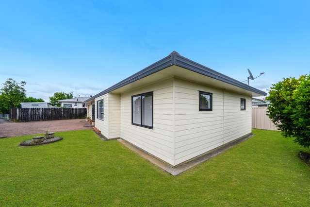 2/66 Willis Road Papakura_4
