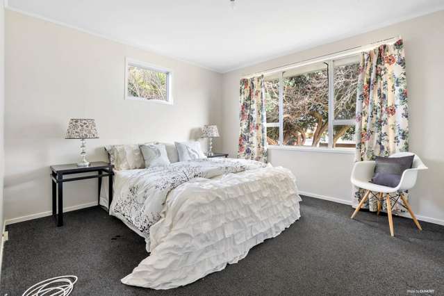 7 Dorendia Place Clendon Park_4