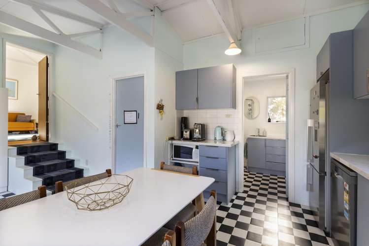 1 West Bay, Lochmara Bay Marlborough Sounds_14