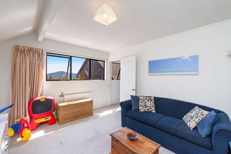 49 Blackmore Drive Owhata_11