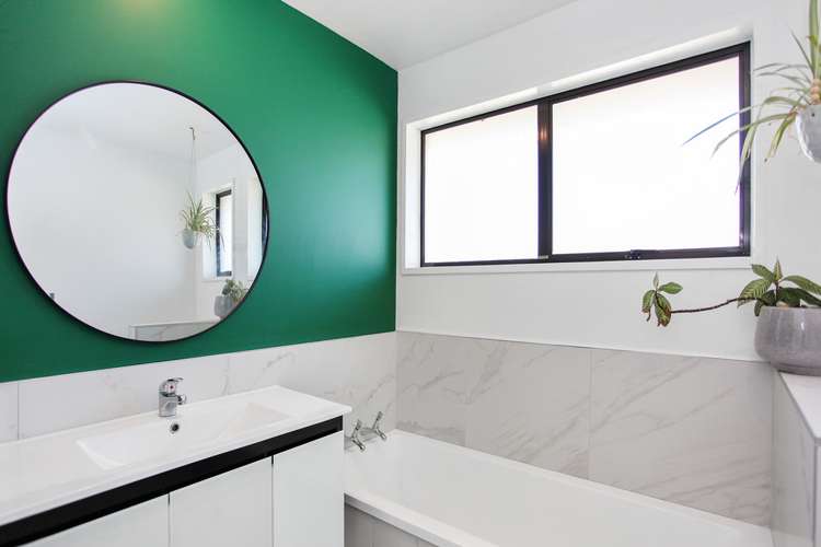 1/1 Mapledale Place Halswell_7