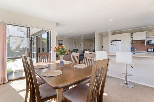 2/25 Grassways Avenue Pakuranga_4