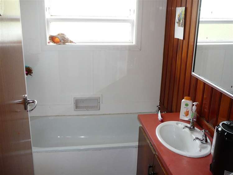 57 Puke Road Paeroa_5