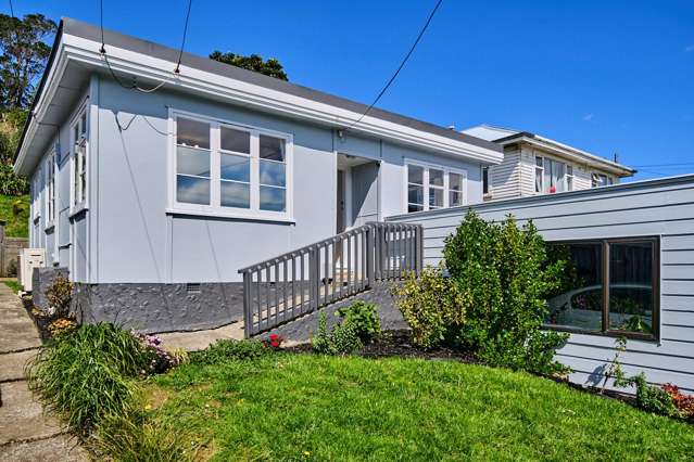 39 Tarawera Road Johnsonville_1