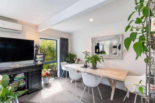 Cosy 3 bedroom character townhouse