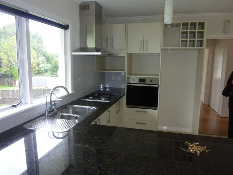 4018 Great North Road Glen Eden_5