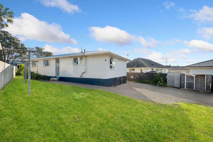 26 Sandbrook Avenue Otara_17