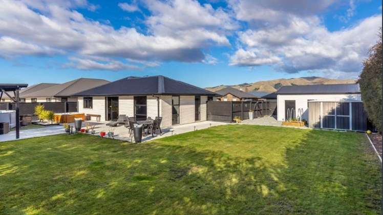7 Camborne Crescent Blenheim Central_9