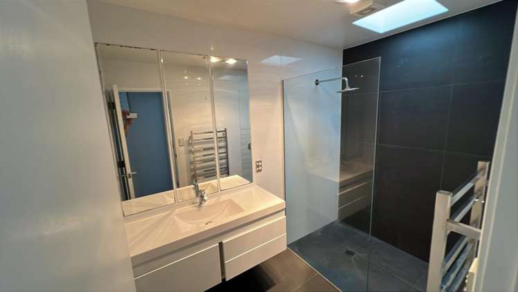 2/51 Shakespeare Road Milford_5