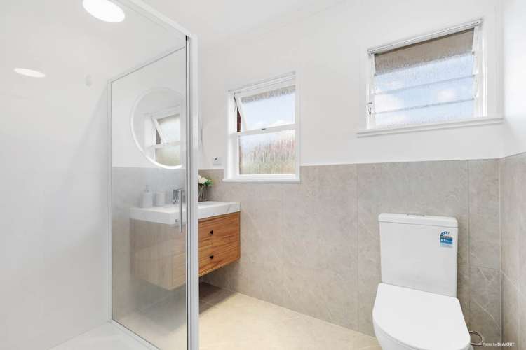 1/33 Knightsbridge Drive Forrest Hill_8