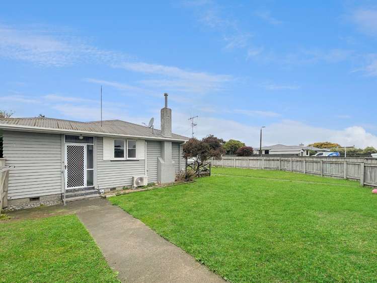 32 Roberts Line 2140_6
