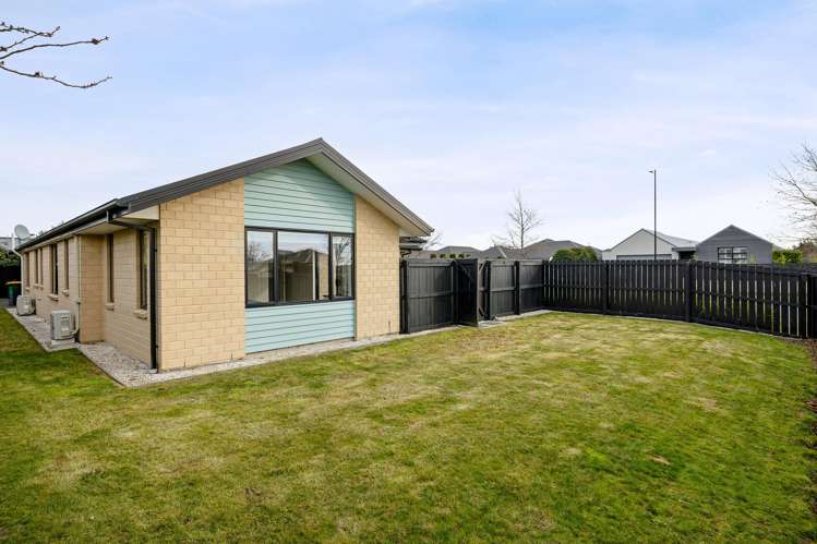 14 Eastfield Drive Lincoln_23