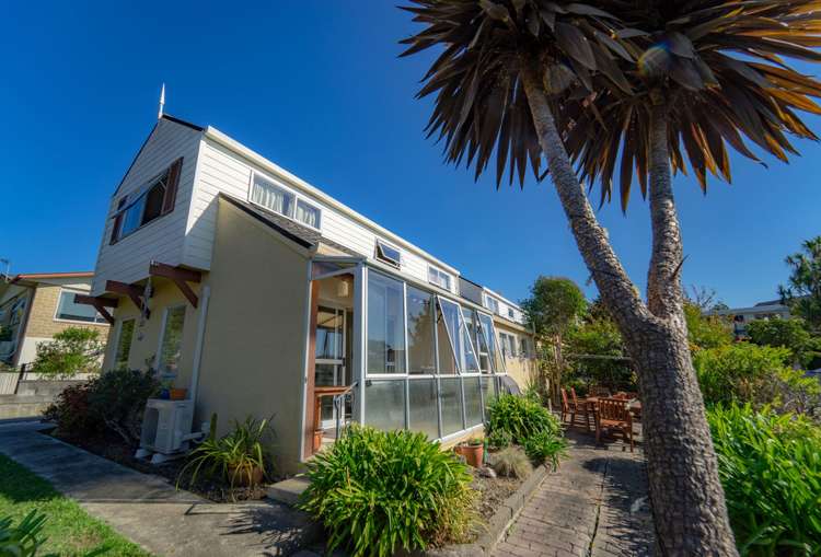 42a Churchill Avenue Richmond_3